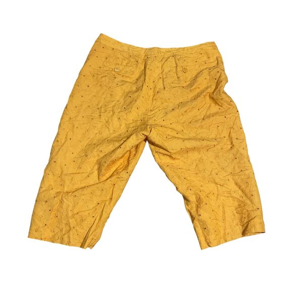 Ashley Stewart Eyelet Capri Pants Lined 18W - Picture 6 of 9